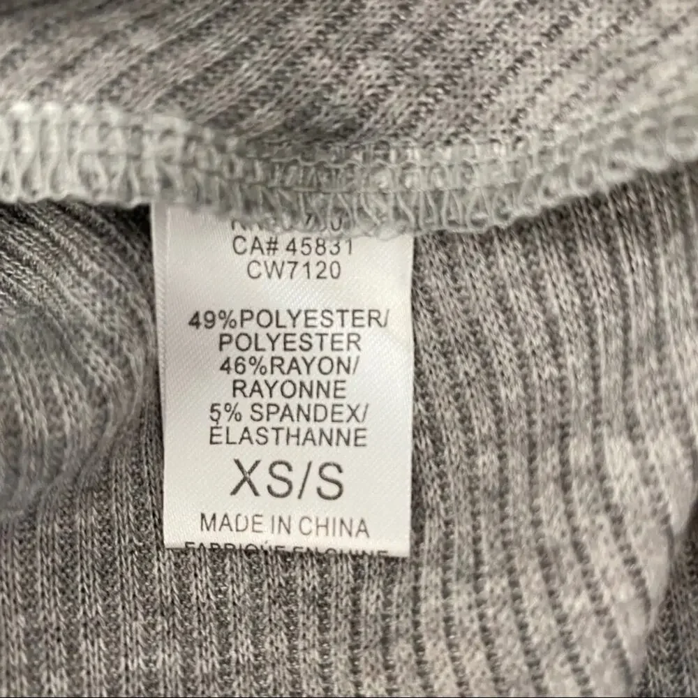 Chaser Oversized Gray Lightweight Ribbed Knit Slouchy Poncho Cape Boho XS/S NEW - Picture 6 of 7